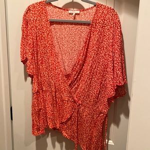 🎉 Floral Wrap Top